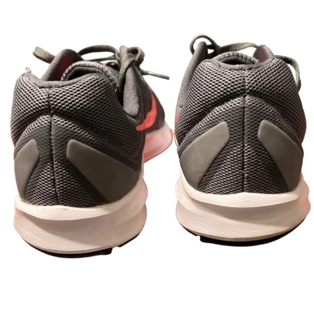 Nike Downshifter 7 Women’s Running Shoes sneakers gray and pink size 9W‎